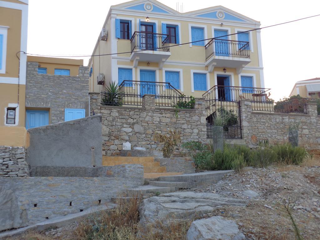 Symi Sun Apartments Екстериор снимка