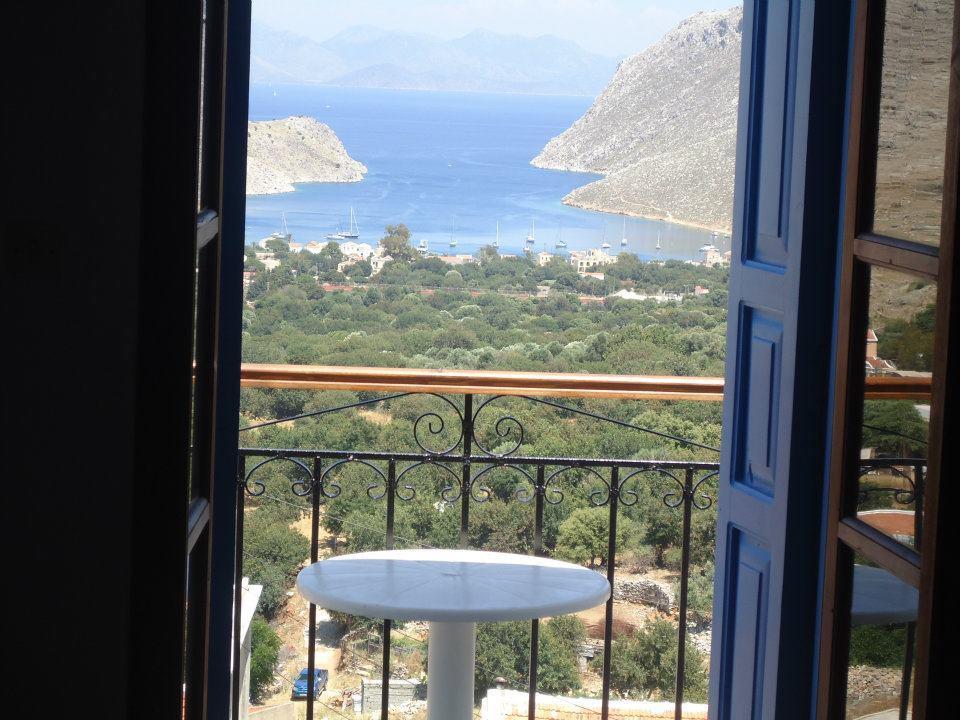 Symi Sun Apartments Екстериор снимка
